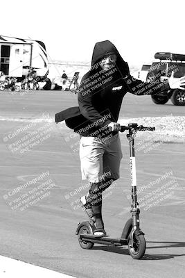 media/Mar-13-2022-SoCal Trackdays (Sun) [[112cf61d7e]]/Around the Pits/